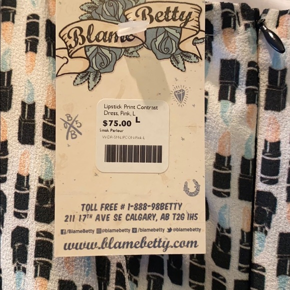 Blame Betty lipstick print bodice swing dress - Picture 6 of 6